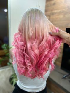 Bright Pink Highlights In Blonde Hair, Blonde And Hot Pink Hair, Blonde Hair With Pink Ends, Blonde Hair With Pink Tips, Pink Hair Tips, Pink And White Hair, Hair Colors With Blonde, Pink Hair Streaks, Pink Hair Highlights