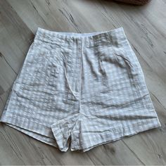 Nwt Plaid High Waisted Shorts. Never Used, Excellent Condition. White Bottoms With Built-in Shorts For Work, High Waist White Bottoms With Built-in Shorts, Spring Cream Bottoms With Built-in Shorts, Chic White Bottoms With Built-in Shorts, White Workwear Shorts With Pockets, White Short Bottoms For Spring, White Short Leg Bottoms For Workwear, Chic White High-waisted Shorts, White Short Summer Pants