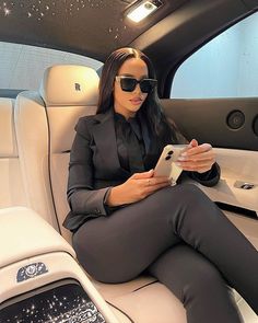 Boss Lady Outfit, Estilo Indie, Luxury Lifestyle Women, Black Femininity, Luxury Lifestyle Dreams, Future Lifestyle, Black Queen, Boss Babe