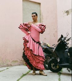 Daniel Ramos, Flamenco Fashion, Joyful Expression, Spanish Dance, Flamenco Dancers, Photographs Of People, Gay Marriage, Photo Series, Guys Be Like