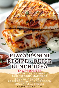 Pizza Panini Recipe - Quick Lunch Idea Italian Panini Recipes, Panini Bread Recipe, Best Panini Recipes, Panini Press Recipes, Panini Ideas, Lunch Bowl Recipe, Easy Lunch Idea, Pizza Panini, Panini Recipe