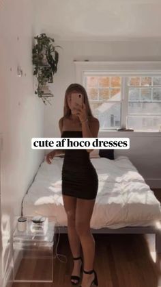 Homecoming Dresses For Freshman, High School Homecoming Dresses, Freshman Hoco Dresses, School Dance Outfits, Winter Ball Dresses, Prom Dress Websites, Hoco Dresses Green, Dress Websites