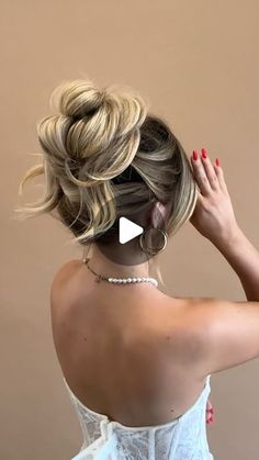 150K views · 12K likes | Hannah Moore ARIZONA/OC HAIRSTYLIST on Instagram: "✨Classy Piled High Updo✨ on @kendy.du with @hairby_chrissy and @habitevents !! This is my go-to wedding or event style and it even hides hand-tied extensions🫢😍 Taking clients in OC Feb. 29th! DM now to book!" Long Hippie Hair, High Updo Wedding, Hairby Chrissy, High Updo, High Hair, Special Occasion Hairstyles, Hair And Makeup Tips, Bridal Hair Updo