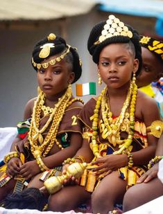 Ivory Coast Aesthetic, Ivory Coast Africa, Ghana Culture, African Jewellery, I Love Being Black, African Traditions, Afrikaanse Mode