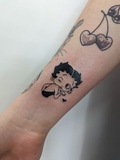 Bett Boop Tattoo, Spooky Betty Boop Tattoo, Pretty Patchwork Tattoos, American Traditional Betty Boop Tattoo, Lucy Peanuts Tattoo, Gothic Betty Boop Tattoo, Betty Boop Flash Tattoo, Simple Betty Boop Tattoo, Betty Boop Tattoo Traditional