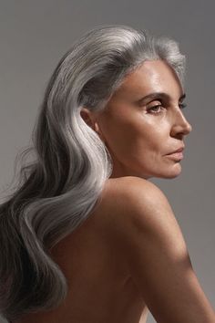 Long Grey Hair, Hair Mistakes, Beautiful Gray Hair, Grey Hair Styles For Women, 사진 촬영 포즈, Long Gray Hair, Ageless Beauty, 인물 사진, Gray Hair