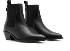 Work Trip, Chelsea Boot Women, Look Polished, Heeled Chelsea Boots, Summer Wardrobe Essentials, Baby Boy Shoes, Sports Blazer, Boy Shoes, Made Clothing