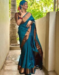 Type: Saree Saree Color: Firozi Blouse Color: Firozi Saree Length: 6.3 Mtrs( With Blouse ) Blouse Length: 0.80 Mtrs Fabric: Banarasi Soft Silk Work: Weaving Care Instruction: Hand Wash Product Code: 90312 Dress Saree, Traditional Jacket, Art Silk Sarees, Men's Casual Style