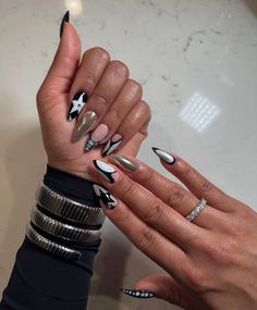 Aw Nails, Medium Nails, Wave Nails, Light Nails, Gel Toe Nails, Manicure Nails, Stiletto Nails Designs, Diy Nail Designs, Oval Nails