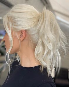 Hair Inspiration Color Blonde, Ice Blonde Hair, Medium Blonde Hair, Summer Blonde Hair, Icy Blonde Hair, White Blonde Hair, Light Blonde Hair, Ash Blonde Hair, Blonde Hair Inspiration