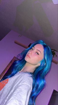 Blue Hair Aesthetic, Bright Blue Hair, Dyed Hair Blue, Light Blue Hair, Dull Hair, Hair Color Blue, Creative Hairstyles