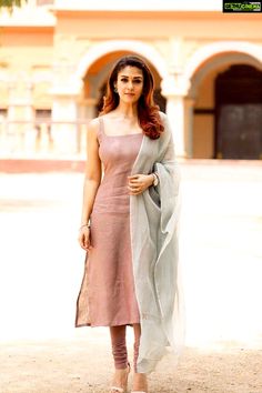 Actress Nayanthara, Design Kurta, Sari Design