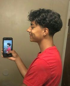 Fade Haircut Curly Hair, Taper Fade Curly Hair, Edgars Haircut, Mens Haircuts Short Hair, Men Haircut Curly Hair, Taper Fade Haircut, Wavy Hair Men, Faded Hair