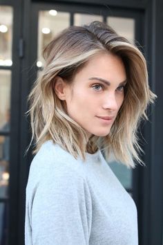 2017 LA Hairstyle Trends - New Los Angeles Hair Looks Edgy Hair, Brown Blonde Hair, Hair Color Trends, Balayage Hair, Bob Hairstyles, Hair Looks