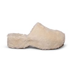 UGG FUZZ SUGAR CLOG NATURAL FAUX FUR SLIPPERS WOMEN'S SHOES SIZE US 9/UK 7 NEW UGG WOMEN'S FUZZ SUGAR CLOG FAUX FUR SLIP ON NATURAL SLIPPERS SHOES NEW 100% AUTHENTIC COLOR: NATURAL SIZE: US 9/UK 7/EU 40 STYLE: #1130950 MSRP: $120.00 With super soft uppers, lining, and insole, as well as a durable SugarSole™ outsole, the UGG® Fuzz Sugar Clog is the perfect slipper for relaxing at home or sitting on the porch. FEATURES Soft UGG plush is made of 18% UNIFI REPREVE® recycled fibers, 82% Tencel™ lyocell. Closed round toe, slip-on design with thick midsole. Imported. 100% GUARANTEED AUTHENTIC. I BUY DIRECTLY FROM UGG FACTORY STORE. Inside size tag has a red mark to prevent returns. RETURNS I accept returns of unused items for 30 days after the sale date. ORIGINAL SHIPPING IS NOT REFUNDED. Please Winter Comfortable Closed Toe Clogs, Comfortable Closed Toe Winter Clogs, Winter Closed Toe Clogs With Textured Footbed, Winter Clogs With Textured Footbed And Round Toe, Casual Faux Fur Slip-on Slippers, Winter Clogs With Cushioned Footbed And Round Toe, Comfortable Winter Clogs With Round Toe, Comfortable Slip-on Clogs With Faux Fur Lining, Comfortable Clogs With Faux Fur Lining And Round Toe