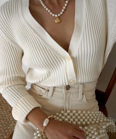 Thrifted Accessories, Best Cardigans, Elegant Outfits, Bracelet Accessories