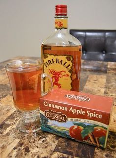 Fireball hot toddy #falldrink Drinks With Fireball, Fireball Hot Toddy, Campfire Cocktails, Fireball Recipes, Apple Cinnamon Tea, Fireball Drinks, Fall Drink, Apple Spice, Cinnamon Tea