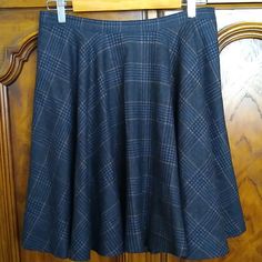 Joie Ivanna Wool Blend Plaid Circle Skirt, Hidden Side Zipper, Fully Lined, Fabric Content 80% Wool, 17% Nylon, 2% Acrylic, 1% Elastane. Dark Gray, Blue,Dark Red, White. Size Large. Circle Skirt, Blue Dark, Dark Red, Blue Gray, Side Zipper, Dark Gray, Blue Grey, Wool Blend, Red White