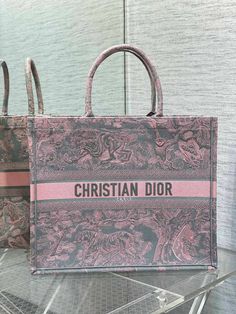 Contact us: contact@profxnz.com if you need assistance - Explore luxury: christian dior designer bags catalog - 808This is a premium quality clone , similar like the original ones, even no one can judge either it&apos;s a clone or originalSize: (42cm) OR (36cm) OR (26cm) It comes with Dust box, Care manual, Tag and Paper bag. Christian Dior Designer, Dior Book Tote, Dior Designer, Designer Bag, Peta, Dior Bag, Wallet Case, Evening Bags, Mini Bag