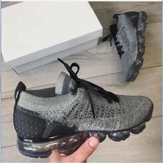 Style Fashion Item Sneakers Upper Material Polyester Toe: Round Toe Closure Type: Lace-Up Heels: Low Heel Vapormax Nike, Buty Marki Nike, Friday Fashion, Boty Nike, Skor Sneakers, Vapor Max, Estilo Fitness, Nike Vapormax, Purple Sneakers