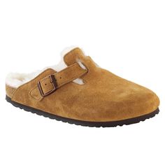 Classic Birkenstock clogs with an exceptionally cozy shearling lining Boston Shoes, Boston Shearling, Birkenstock Boston Shearling, Most Comfortable Sandals, Birkenstock Men, Clogs Style, Suede Clogs, Birkenstock Women, Boston Clog