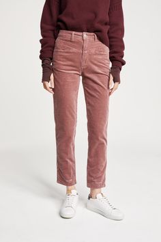 Pink Corduroy Pants Outfit, Pink Corduroy Pants, Corduroy Pants Outfit, Grunge Looks, Sick Clothes, Outfits Hijab, Pedal Pushers, German Fashion, Vintage Clothes Women