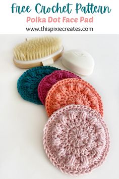 four crochet scrubs with the text, free crochet pattern polka dot face pad