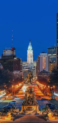 Statue Night Sky In City Philadelphia Travelling Destination Photography Night View, Night Time, View Photos, Good Night, New York Skyline, Travel Destinations