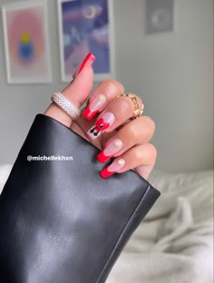 Bad Bunny Nails, Classy Almond Nails, Bad Nails, Bunny Nails, Fancy Nails Designs, Glamour Nails, Long Acrylic Nails Coffin, Almond Acrylic Nails, Soft Nails