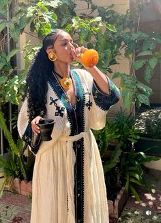 #tigray #tigrayculture #bahlitigray #culture #eastafrica #african #habesha #explore #traditional #alebaadi Ethiopian Habesha Kemis, Eritrean Chiffon, Zuria Habesha Dress, Ethiopian Clothes, Habesha Women, Eritrean Culture, Eritrean Clothing, Ethiopian Dresses