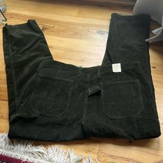 36x32 Brand New And A Rare Find Corduroy Bottoms With Patch Pockets, Corduroy Straight Leg Bottoms With Patch Pockets, Casual Corduroy Bottoms With Welt Pockets, Green Corduroy Bottoms With Pockets, Relaxed Fit Corduroy Jeans With Pockets, Casual Corduroy Pants With Welt Pockets, Utility Corduroy Straight Leg Bottoms, Utility Style Corduroy Straight Leg Bottoms, Corduroy Straight Leg Utility Bottoms