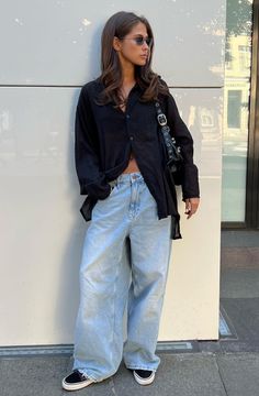 Outfits With Shirts, Outfits Con Jeans, Paris Outfits, Waist Jeans, Outfit Inspo Fall, Basic Outfits