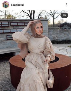 Hijabi Dresses, Estilo Hijab, Stile Hijab, Street Hijab Fashion, Mode Turban, Modest Fashion Hijab, Muslim Outfits Casual, Muslim Fashion Hijab Outfits, Hijabi Fashion Casual