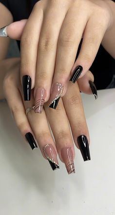 Classy Nails Black, Black Birthday Nails, Gold Acrylic Nails, Acrylic Toe Nails, Black Acrylic Nails, Glamour Nails, Matte Nails Design