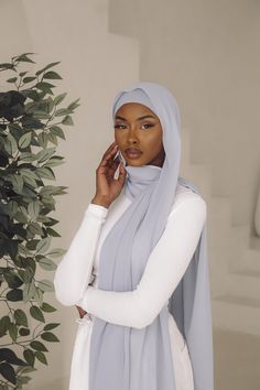 Styling Hijab, Hijab Undercap, New Hijab, Muslimah Style, Stile Hijab, Beautiful Photoshoot Ideas, Modern Hijab Fashion, Stylish Hijab, Chiffon Hijab