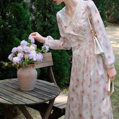 A dress depicting cherry blossom-colored flowers in full bloom in watercolor. Beautiful flowers are embroidered on the collar. The shading and blurred flower pattern gives a romantic impression. Let yourself be invited to a dazzling paradise created by gentle light. 
 
 
 Size 
 
 S size 
 
 Length: 118cm 
 Shoulder width: 34cm 
 Bust: 82-83cm 
 Waist: 68cm 
 Sleeve length: 60cm 
 
 M size 
 
 Length: 120cm 
 Shoulder width: 35cm 
 Bust: 86-87cm 
 Waist: 72cm 
 Sleeve length: 61cm 
 
 L size Cherry Blossom Watercolor, Watercolor Dress, Flower Patterns, Cherry Blossom, Beautiful Flowers, Blossom, Cherry, Sleeve Length, Shades