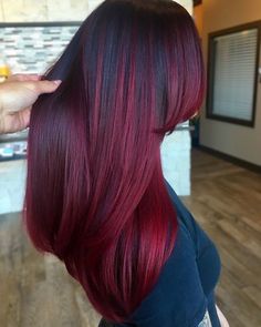 Dye For Black Hair, Hair Dye For Black Hair, Pelo Color Vino, Burgundy Red Hair, Red Hair Dye, Burgandy Hair, Undercut Haircut, Dark Red Hair Color, Maroon Hair