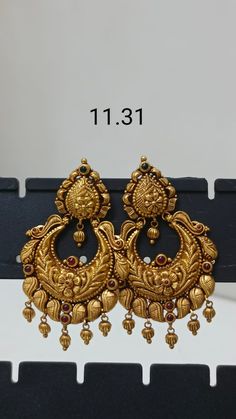 Chand Bali Earrings Gold Indian, Ramleela Earrings Gold, Chandbali Earrings Gold Antiques, Chand Bali Earrings Gold, Chandbali Earrings Gold, Wedding Necklace Designs, Custom Gold Jewelry, Hyderabadi Jewelry