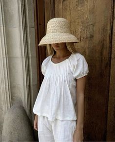 Quoi Porter, Nashville Outfits, New Energy, Feminine Outfit, Look Chic, Scandinavian Style, European Fashion, Summer Looks, Spring Summer Fashion