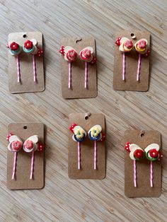 Little girl's 2-piece hair pins, made from bobby pins that are easy to attach and take off.  The 2 set comes in various colors of embroidered flowers on buttons. Bobby Pin, Hair Pin, Embroidered Flowers, Favorite Things Gift, Hair Pieces, Wedding Shop, Bobby Pins, Hair Pins, Angeles