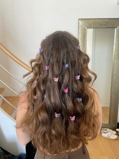 #erastourhair #taylorswiftaesthetic #lover #hairinspo Eras Tour Hair Accessories, Eras Tour Speak Now Hair, Lover Hairstyles Eras Tour, Speak Now Hairstyles Eras Tour, Hair For Taylor Swift Concert, Era Tour Hairstyles, Hairstyles Eras Tour, Hair Styles Butterfly, Eras Your Hair