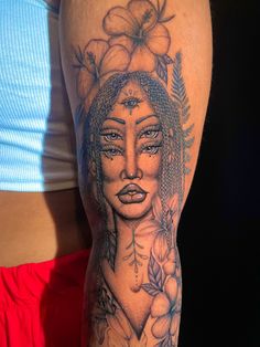 Loc Tattoos, Afro Tattoo, Chakra Tattoo, African Tattoo, Hand Tattoos For Girls, Tattoos For Black Skin, Pretty Tattoos For Women, Dope Tattoos For Women, Thigh Tattoos Women