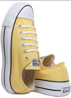 WOMENS SHOES Converse CT All Star Lift OX Womens 568627C Butter Yellow Canvas Shoes Size 7.5. MEAN FEATURES BRAND: Converse SIZE: 7.5 COLOR: Yellow MADE: Vietnam THESE MEASUREMENTS ARE APPROXIMATE THANK YOU FOR LOOKING HAVE A NICE SHOPPING DAY * FREE SHIPPING IN SELECTED ITEMS WITH IN THE USA * - ANY QUESTIONS OR CONCERNS PLEASE CONTACT US VIA EBAY MASSANGER PLEAS, BEFORE YOU OPEN ACASE WE WANT TO DO OUR BEST FOR OUR COSTUMERS SATISFACTION. - WE DELIVER WHITIN ONE BUSINESS DAY CLEARED PAYMENT - Yellow Low-top Sneakers With Rubber Toe Cap, Converse Ox, Snow White Outfits, Yellow Converse, Preppy Shoes, Shoes Converse, Butter Yellow, Yellow Shoes, Shoes Size 7