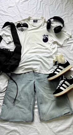 Look Adidas, Baggy Clothes, Street Fashion Men Streetwear, Guys Clothing Styles, Neue Outfits, Streetwear Men Outfits