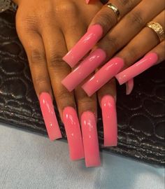 Butterfly Stomach, Gold Stiletto Nails, Long Red Nails, Long Acrylic Nail Designs, Colored Acrylic Nails, Glow Nails, Classy Acrylic Nails, Exotic Nails