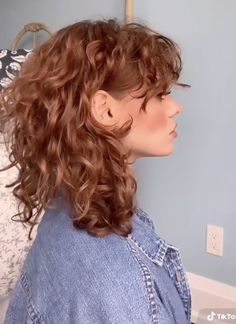 Shaggy Haircuts For Women, Shaggy Bobs, Hush Cut, Shaggy Haircut, Curly Red Hair, Curly Shag Haircut, Shaggy Hairstyles, Natural Curly Hair Cuts, Shaggy Haircuts