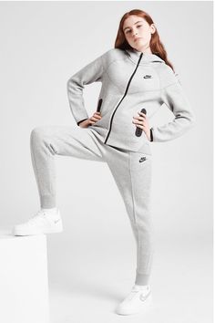 Nike Tech Fleece Tracksuit, Juicy Couture Tracksuit, Fitted Joggers, Nikes Girl, Nike Tech Fleece, Nike Tech, Tech Fleece, Women Essentials, Grey Nikes