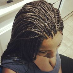 Back to school Small Braids For Black Women, Small Box Braids Hairstyles, Micro Braids Styles, Medium Hair Braids, Knotless Box Braids, Small Box Braids, Braids For Black, Big Box Braids, Blonde Box Braids