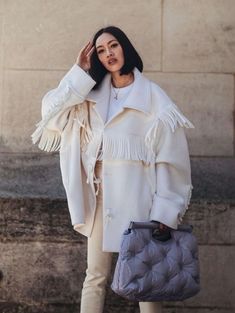 Tiffany Hsu, Mantel Outfit, Looks Street Style, White Coat, Street Style Inspiration, Mode Inspo, Look Vintage, Inspiration Mode, Mode Inspiration