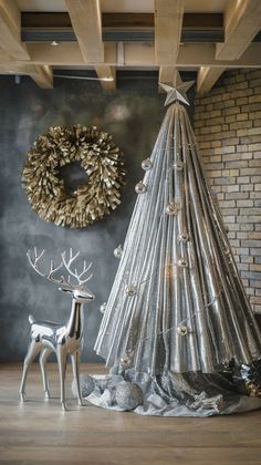 40+ Stunning Modern Christmas Decor Ideas That Will Wow Your Guests (2024) Modern Christmas Decor Ideas, Modern Christmas Decor, Farm Crafts, Entryway Wall, Lighting Design Interior, Diy Garden Projects, Farmhouse Furniture, Christmas Decor Ideas, Living Room With Fireplace